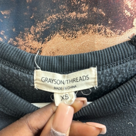 Graphic Grey sweater - Picture 2 of 3